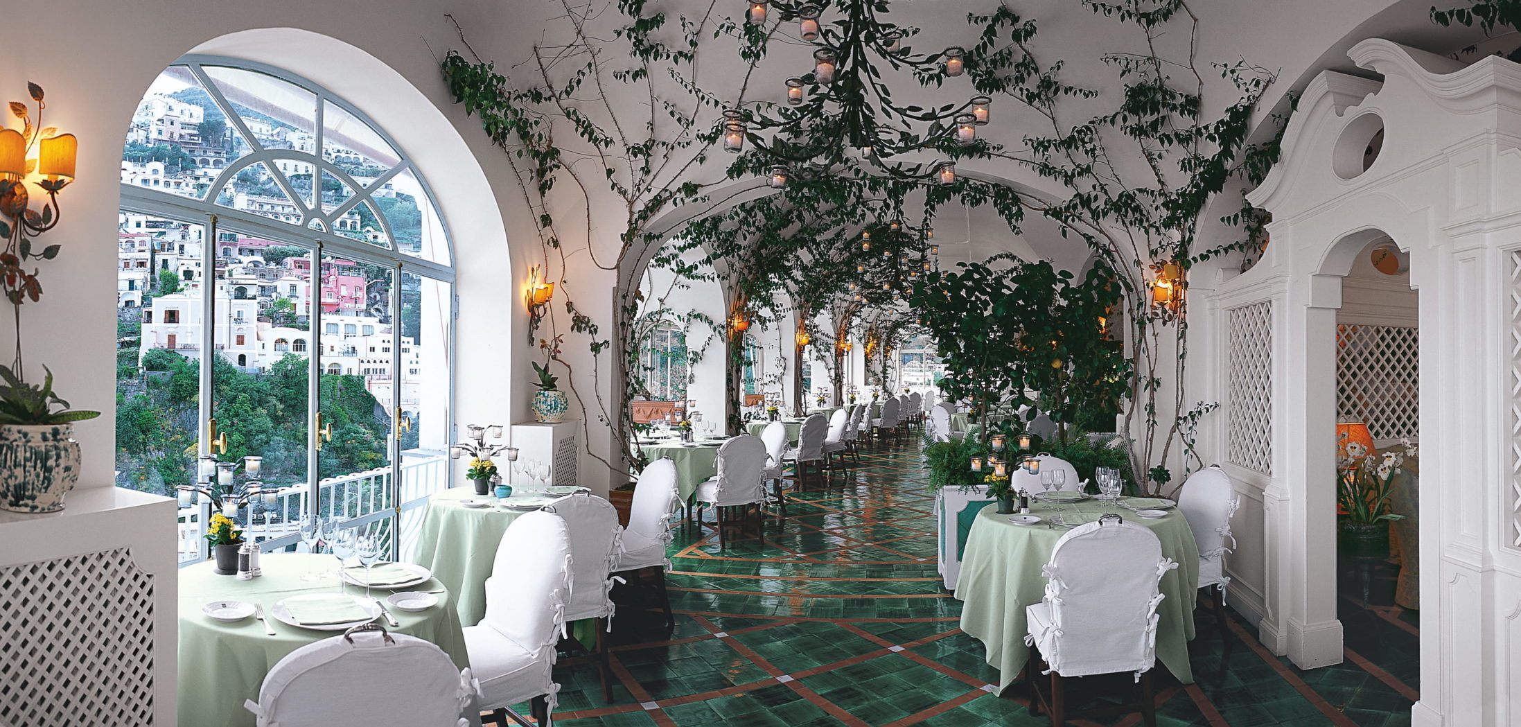 Dining, Le Sirenuse, Italy