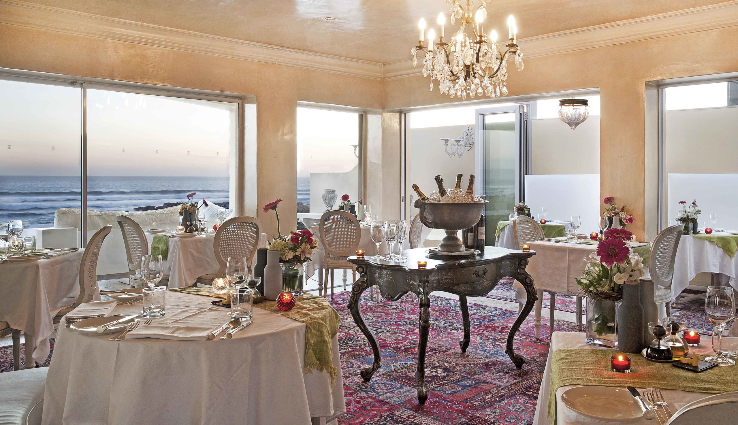Dining, Birkenhead House, South Africa
