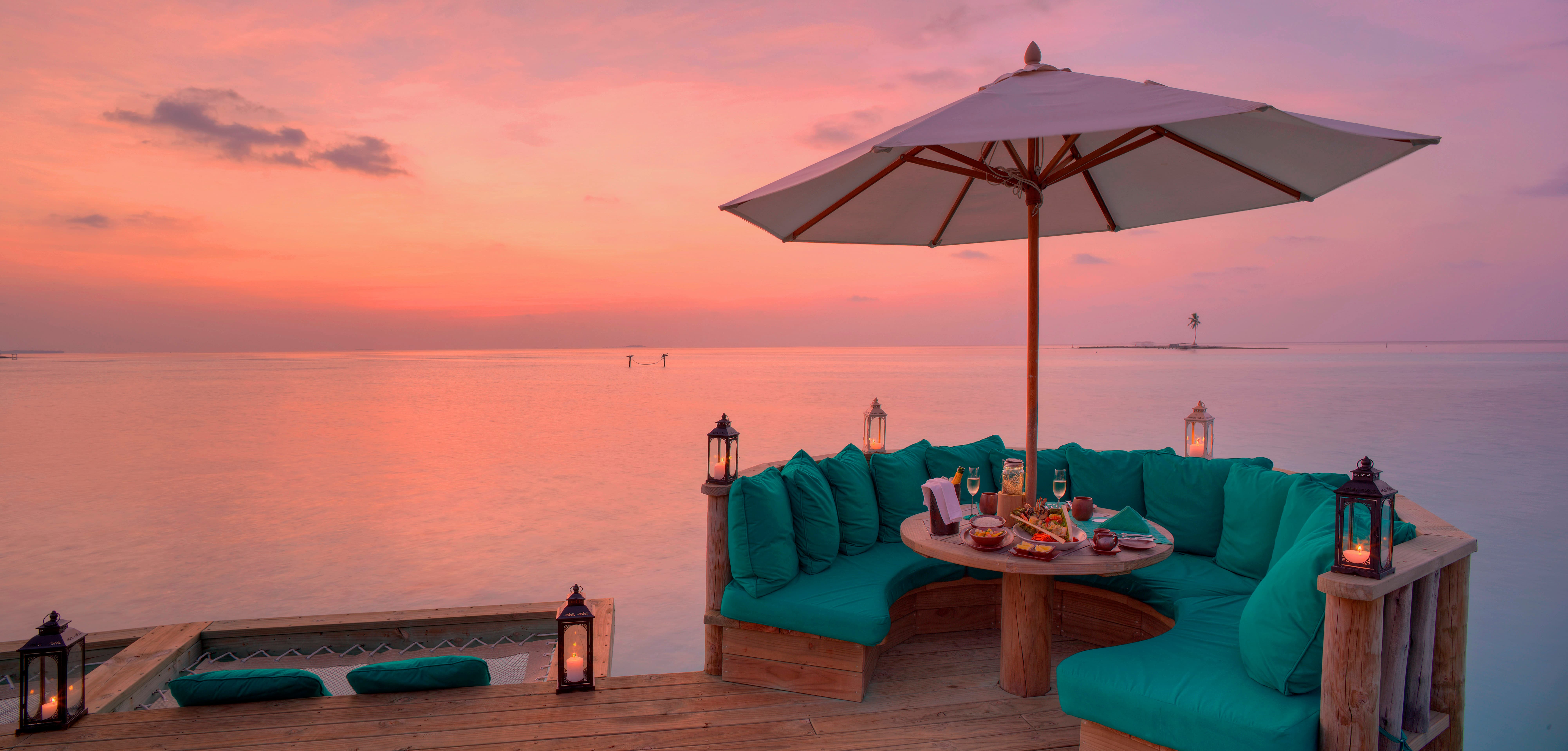 Over Water Bar, Gili Lankanfushi, Maldives