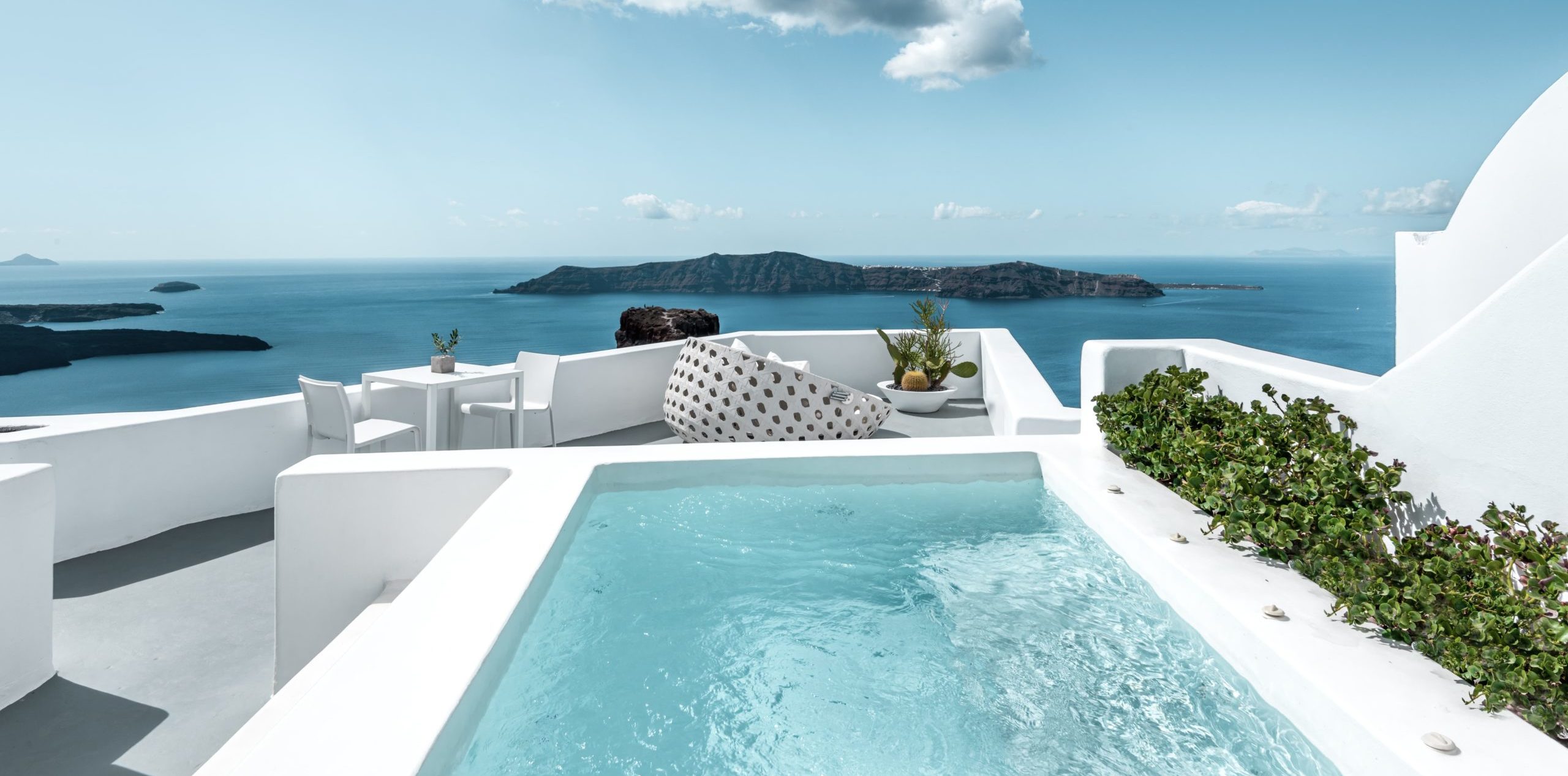 Plunge Pool, Junior Suite, Grace Hotel Santorini, Greece