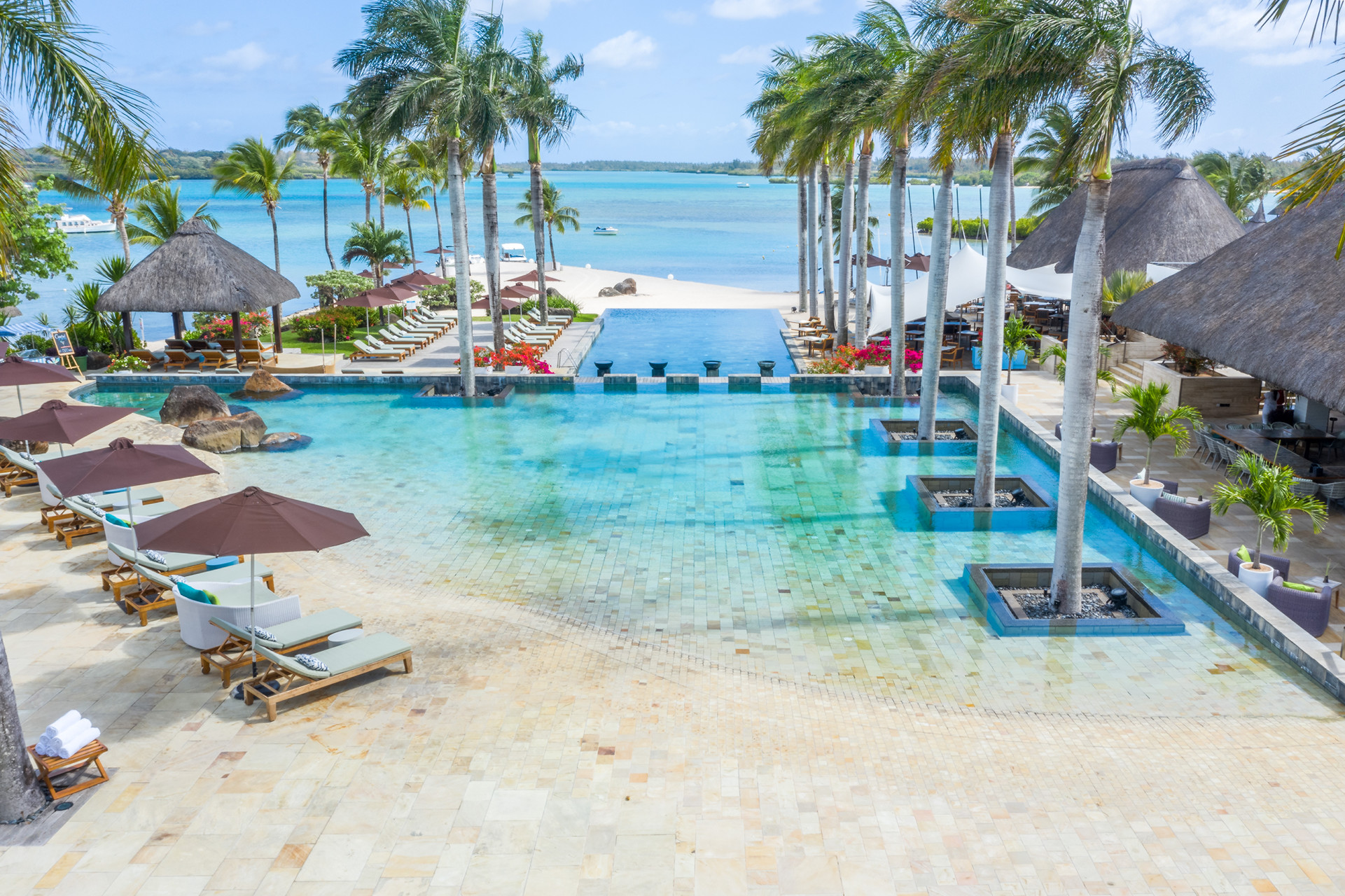 Poolside, Four Seasons Resort Mauritius at Anahita, Mauritius