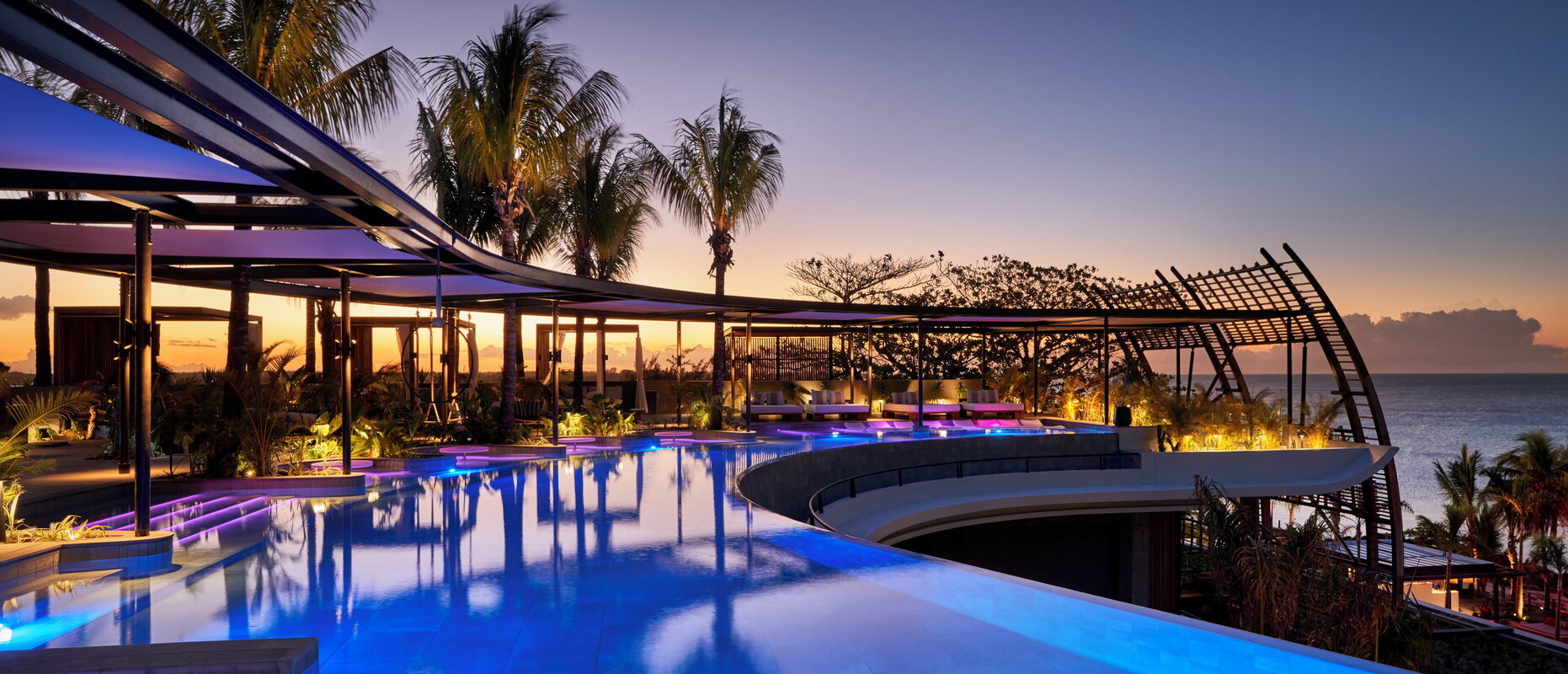 Bisou pool, LUX* Grand Baie, Mauritius