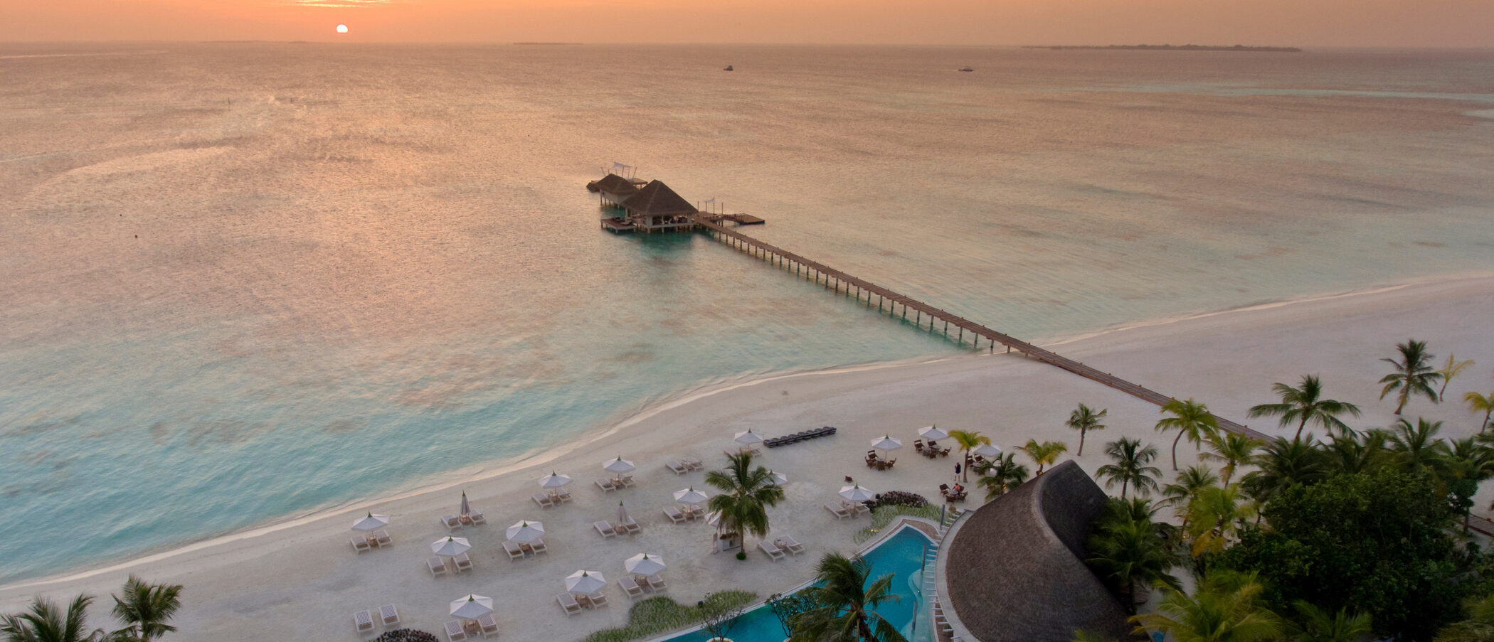 Kanuhura at sunset, Six Senses Kanuhura Maldives, Maldives