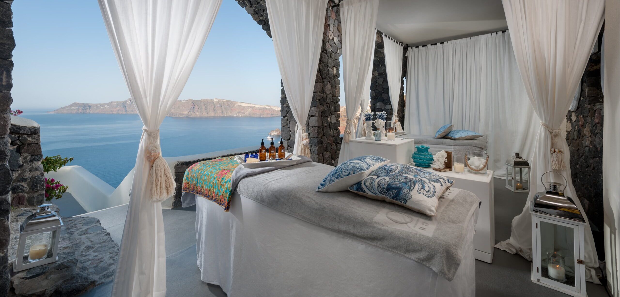 Spa, Canaves Oia, Greece