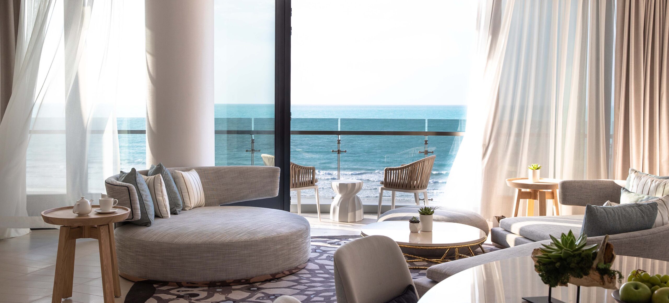 Panoramic Suite, Jumeirah at Saadiyat Island Resort, Abu Dhabi